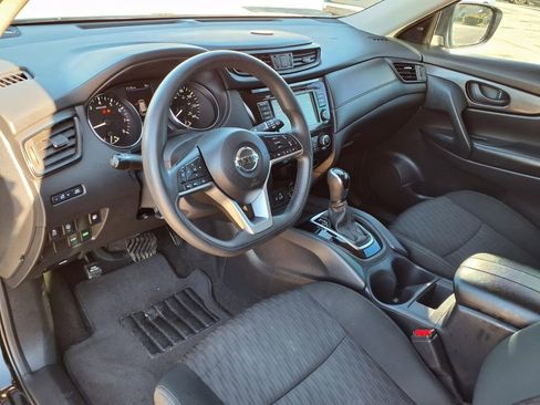 Used 2020 Nissan Rogue S image 21