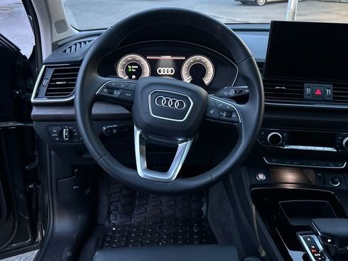 Used 2024 Audi Q5 e Premium Plus w/ Premium Plus Package image 20
