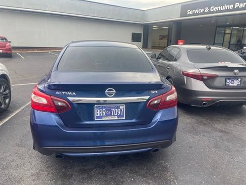 Used 2017 Nissan Altima 2.5 SR FWD image 5