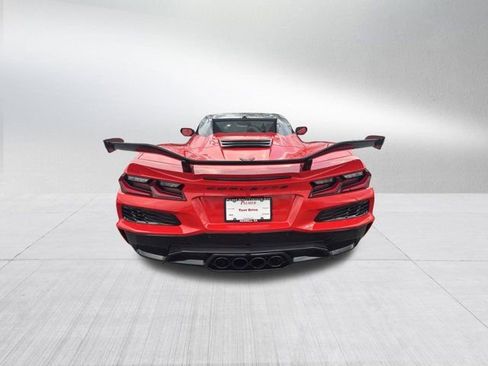 Used 2023 Chevrolet Corvette Z06 w/ Z07 Performance Package image 7
