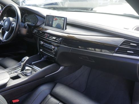 Used 2019 BMW X6 sDrive35i w/ M Sport Package image 20