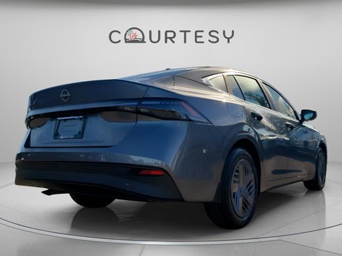 New 2026 Nissan Sentra S image 5