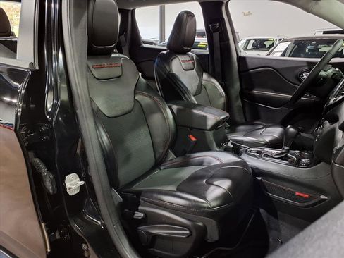 Certified 2022 Jeep Cherokee Trailhawk w/ Sun, Sound & Nav Group image 24