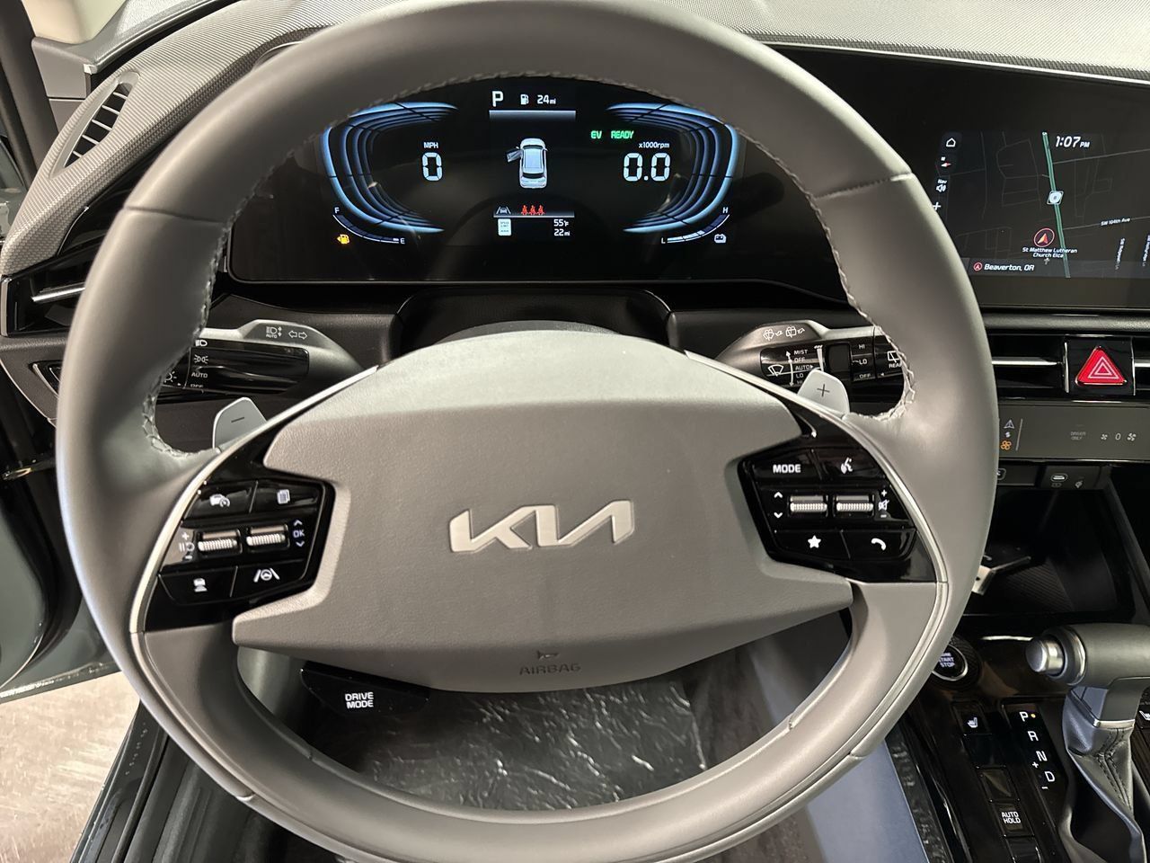 New 2026 Kia Niro EX FWD image 15