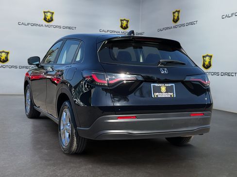 Used 2025 Honda HR-V LX image 7
