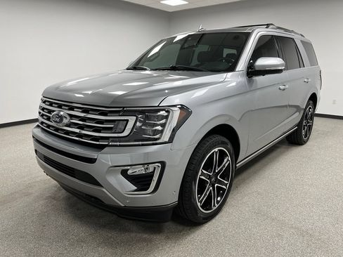 Used 2020 Ford Expedition Limited w/ Special Edition Package AWD/4WD image 4