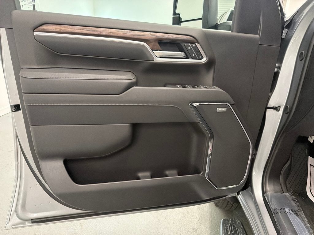 New 2026 GMC Sierra 3500 SLT w/ SLT Convenience Package AWD/4WD image 12