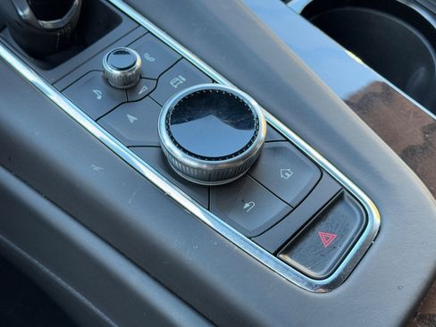 Certified 2024 Cadillac Escalade ESV Premium Luxury Platinum image 72