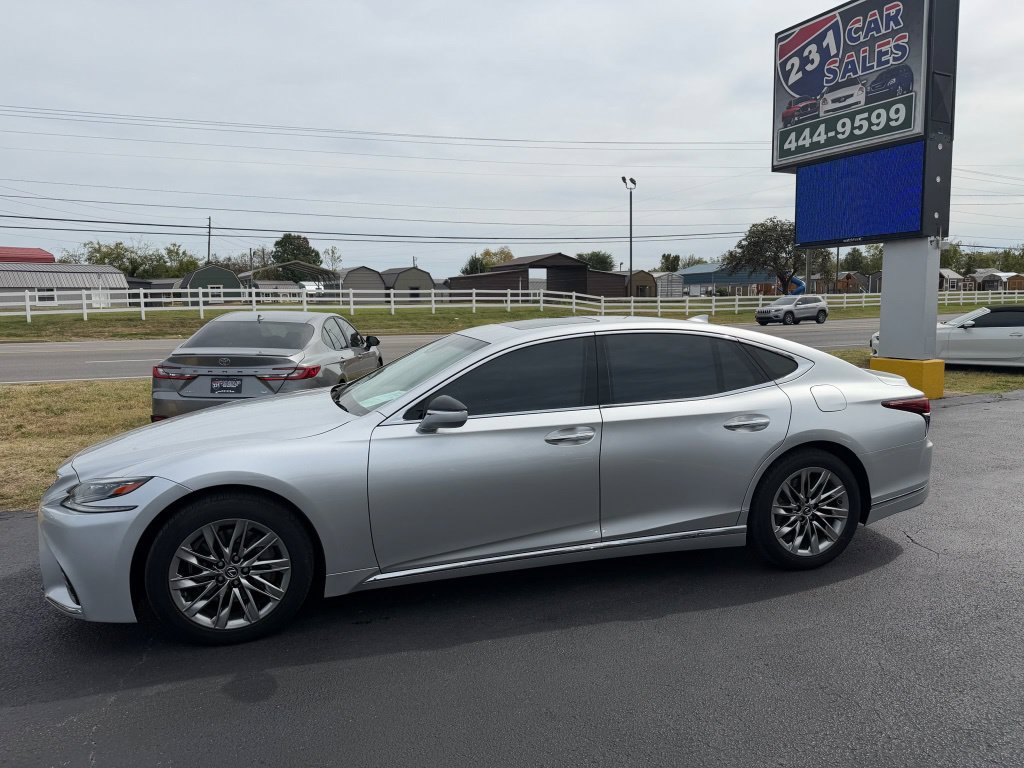 Used 2018 Lexus LS 500 w/ Accessory Package (Z1) RWD image 6