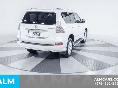 Used 2019 Lexus GX 460 image 10