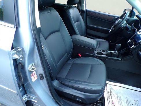 Used 2019 Subaru Outback 2.5i Limited AWD/4WD image 7