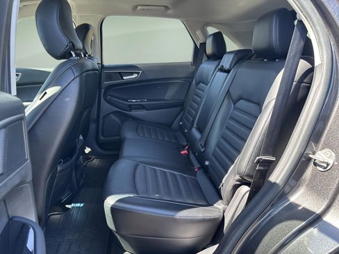 Used 2015 Ford Edge SEL w/ Equipment Group 201A FWD image 14