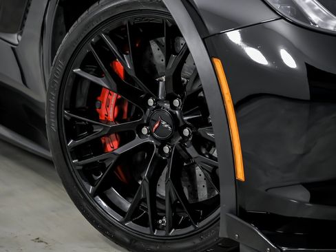 Used 2017 Chevrolet Corvette Z06 image 4