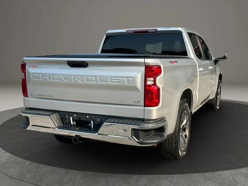 Used 2020 Chevrolet Silverado 1500 LT AWD/4WD image 3