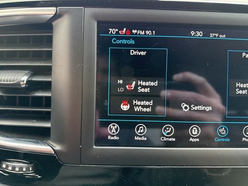 Used 2019 Chrysler Pacifica Touring Plus w/ S Appearance Package image 17