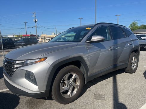 Used 2023 Hyundai Tucson SEL AWD/4WD image 3