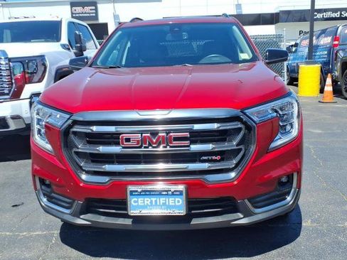 Certified 2023 GMC Terrain AT4 AWD/4WD image 2