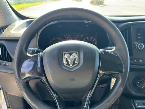 Used 2017 RAM ProMaster City Tradesman FWD image 16
