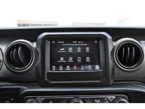 Used 2023 Jeep Gladiator Sport AWD/4WD image 24