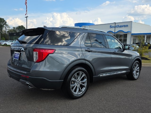 Used 2022 Ford Explorer Limited w/ Equipment Group 301A RWD image 3