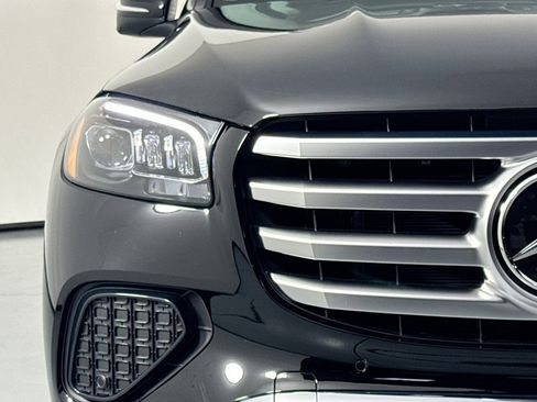 New 2026 Mercedes-Benz GLS 450 4MATIC image 14