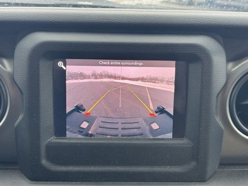 Used 2020 Jeep Gladiator Sport w/ Quick Order Package 24S image 18