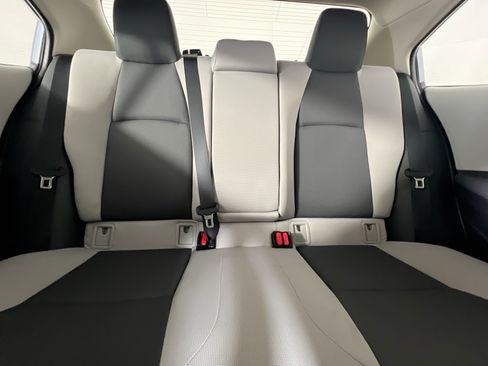 Used 2026 Toyota Corolla LE FWD image 31