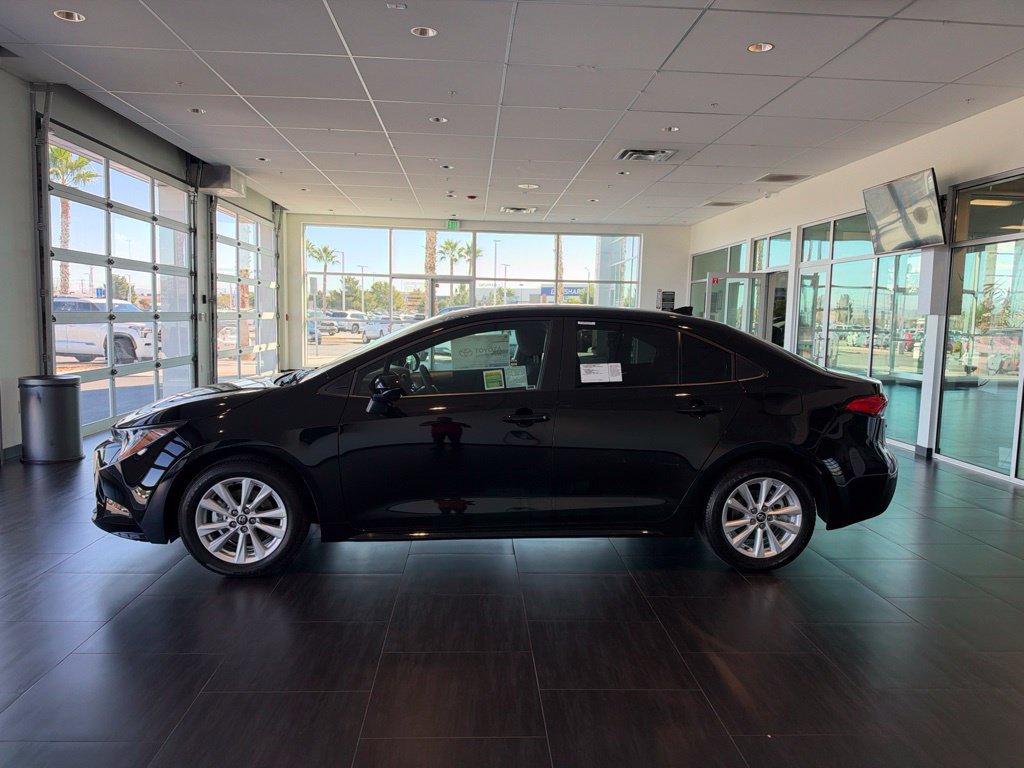 New 2027 Toyota Corolla LE w/ LE Premium Package FWD image 1