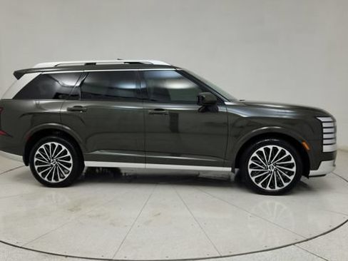 Used 2026 Hyundai Palisade Calligraphy AWD/4WD image 12