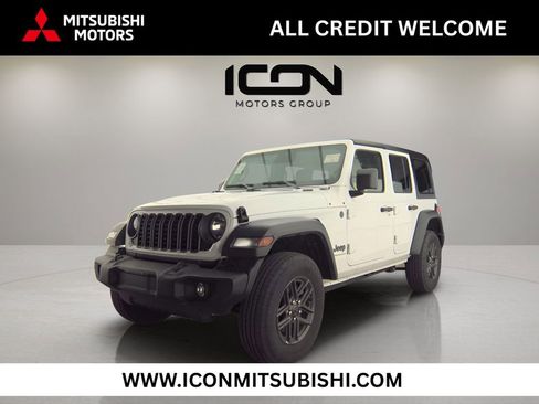 Used 2025 Jeep Wrangler Sport S AWD/4WD image 1