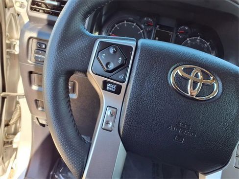 Used 2024 Toyota 4Runner SR5 image 16