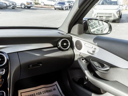 Used 2018 Mercedes-Benz C 300 4MATIC Sedan image 15