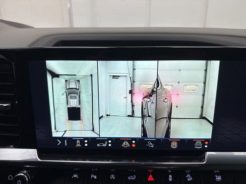 New 2026 GMC Sierra 1500 SLT w/ SLT Premium Plus Package image 32