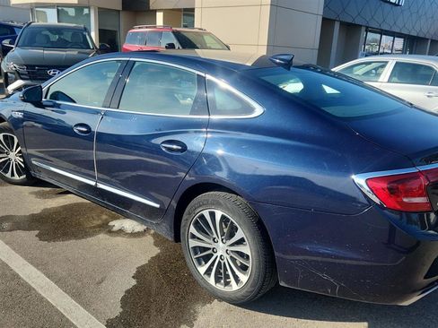 Used 2017 Buick LaCrosse Essence image 6