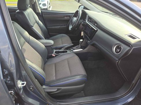 Used 2017 Toyota Corolla SE FWD image 14