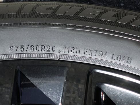 Used 2020 GMC Sierra 1500 Elevation image 39