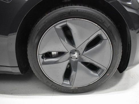 Used 2020 Tesla Model 3 Long Range image 10