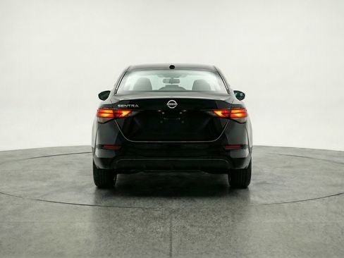 Used 2025 Nissan Sentra S FWD image 7