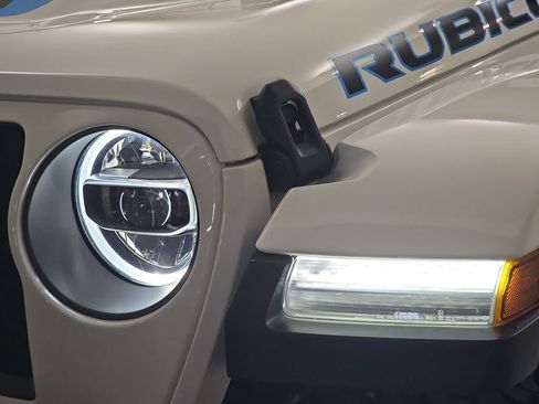 Used 2021 Jeep Wrangler Unlimited Rubicon 4xe w/ Cold Weather Group AWD/4WD image 33