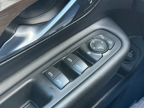 Used 2022 GMC Terrain Denali w/ LPO, Floor Liner Package AWD/4WD image 40