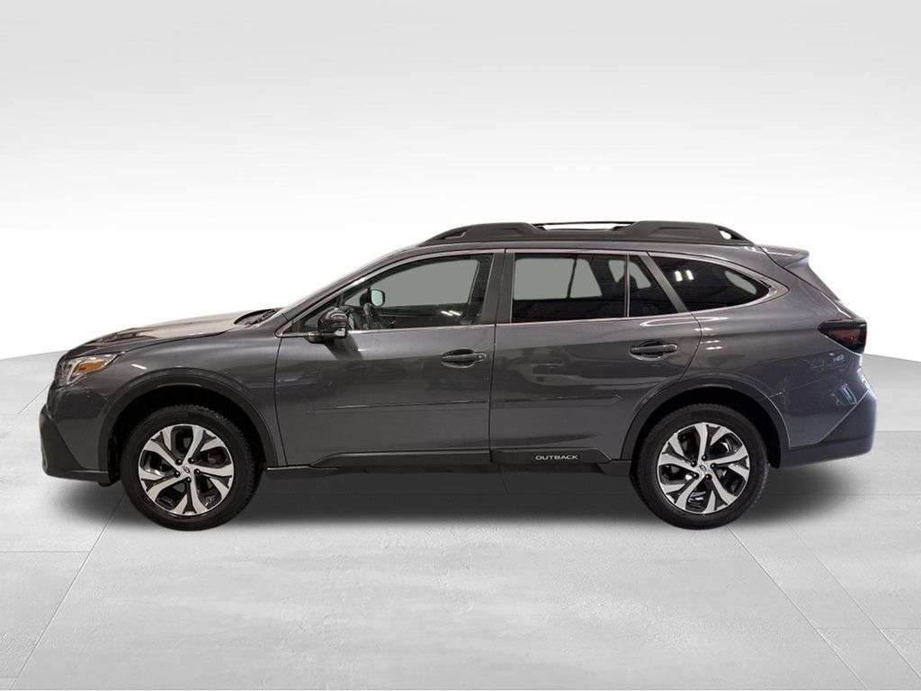 Used 2022 Subaru Outback Limited AWD/4WD image 2