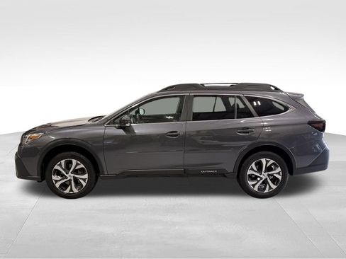 Used 2022 Subaru Outback Limited AWD/4WD image 2