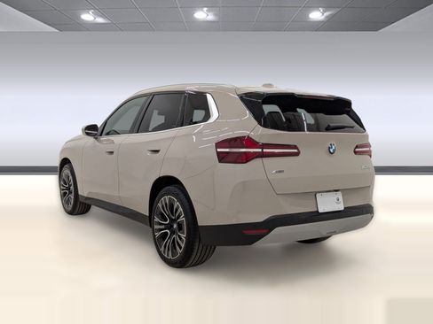 New 2026 BMW X3 xDrive30i w/ Premium Package AWD/4WD image 3