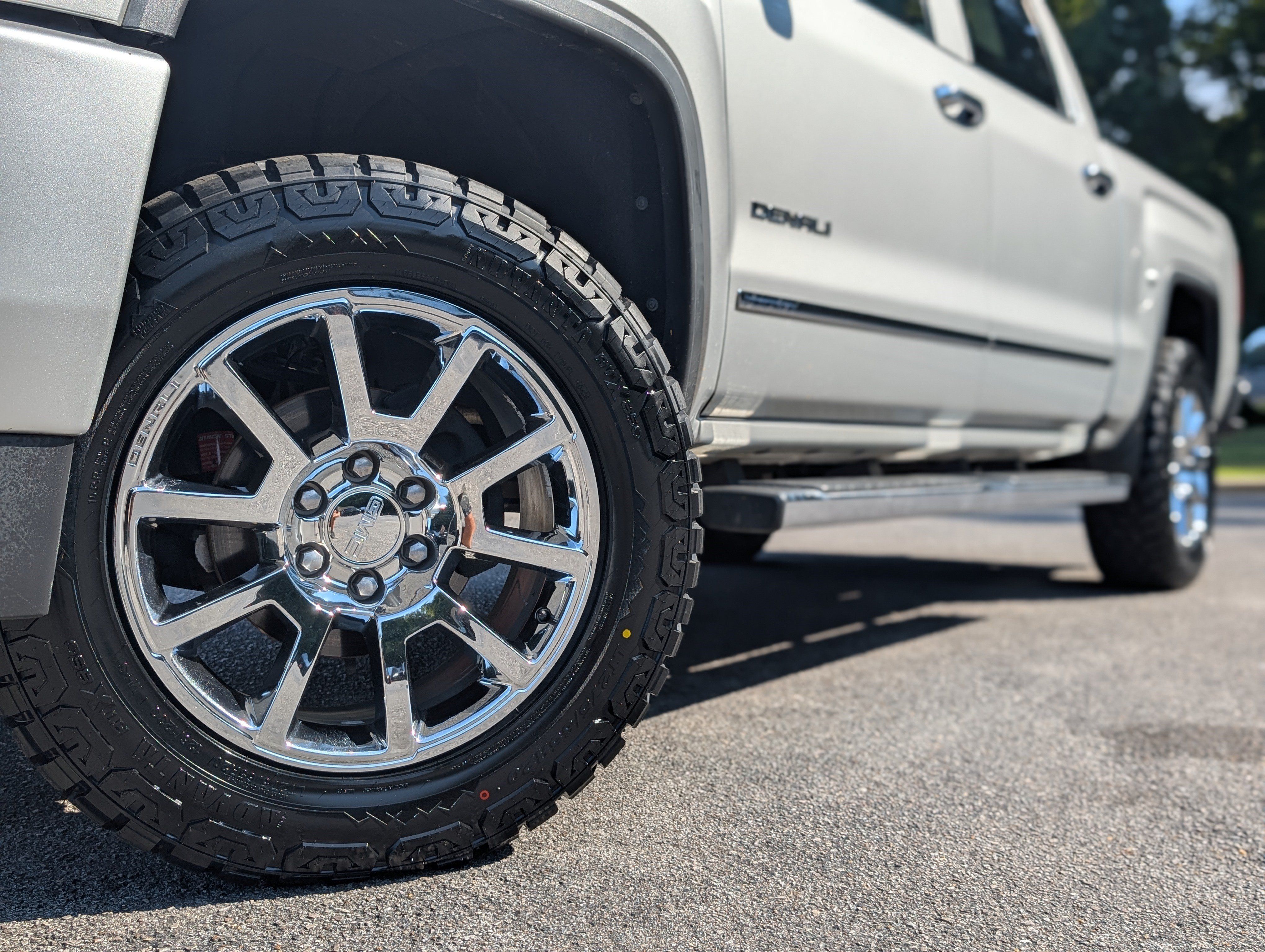 Used 2018 GMC Sierra 1500 Denali AWD/4WD image 35