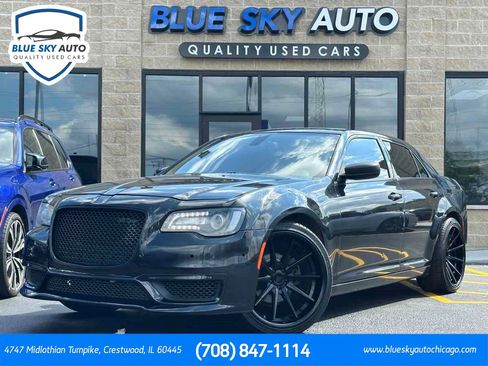 Used 2015 Chrysler 300 S RWD image 1