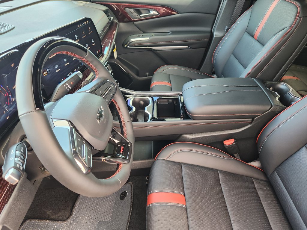New 2027 Chevrolet Traverse RS AWD/4WD image 9