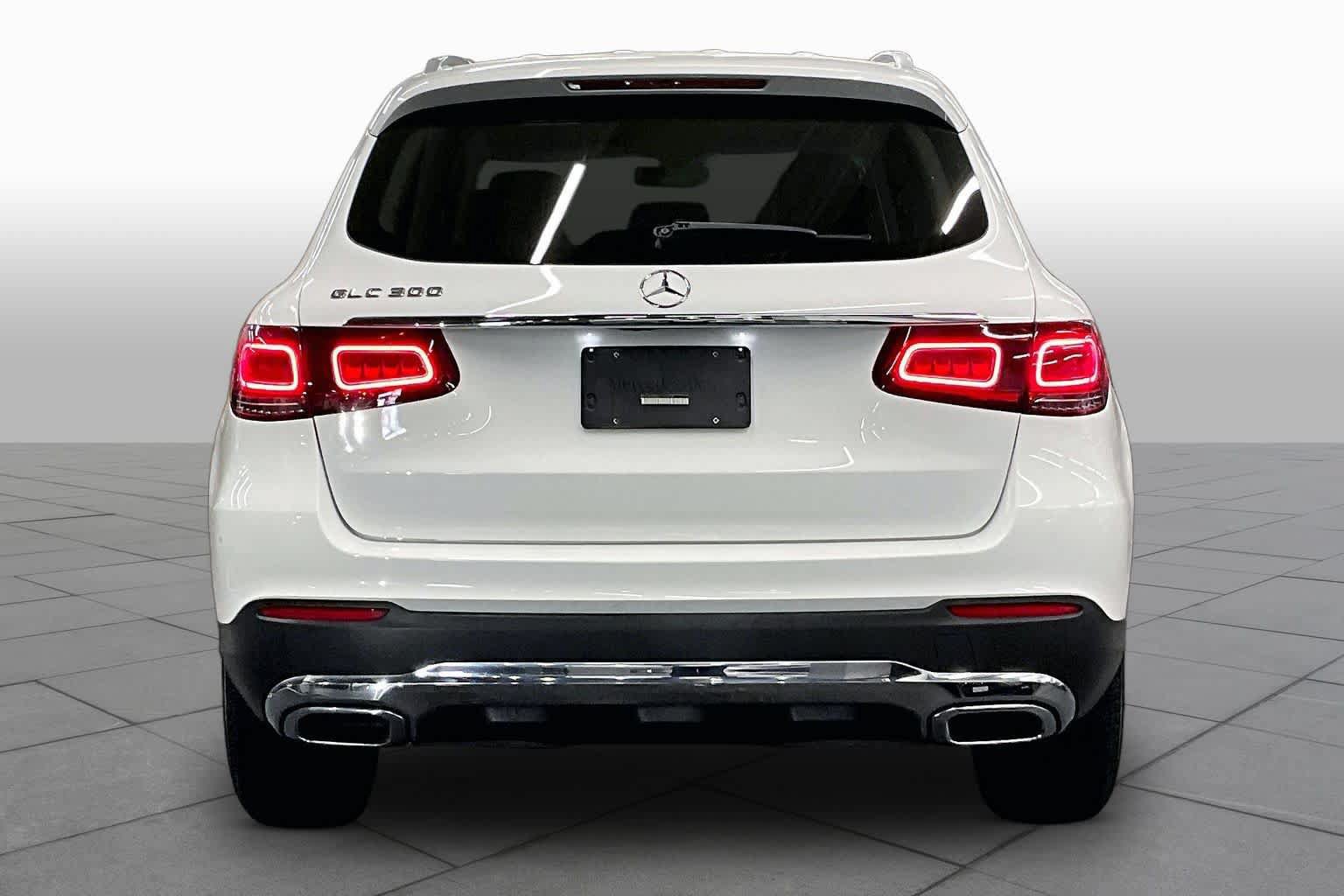 Used 2020 Mercedes-Benz GLC 300 image 4