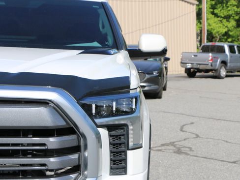 Used 2024 Toyota Tundra Limited AWD/4WD image 13