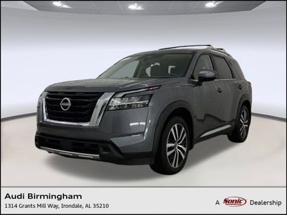 Used 2024 Nissan Pathfinder Platinum