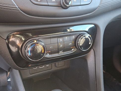 Certified 2022 Buick Encore GX Preferred w/ Cold Weather Comfort Package image 15